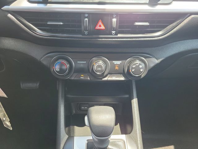 Used 2023 Kia Forte LXS w/ LXS Technology Package FWD image 20