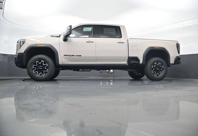New 2026 GMC Sierra 2500 AT4X w/ LPO, Black Badging Package AWD/4WD image 28