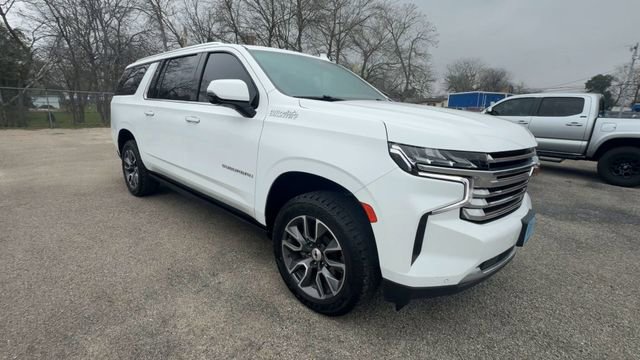 Certified 2023 Chevrolet Suburban High Country image 2