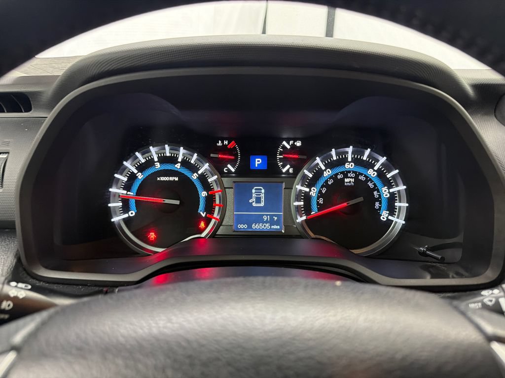 Used 2019 Toyota 4Runner SR5 AWD/4WD image 26