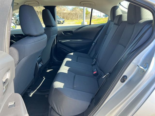 Used 2025 Toyota Corolla LE image 17