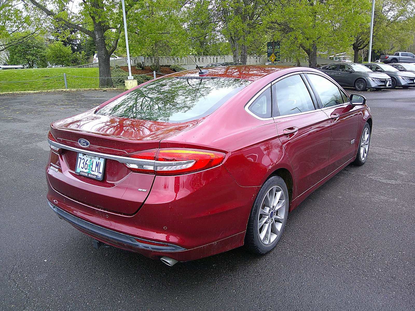 Used 2017 Ford Fusion Energi SE image 5