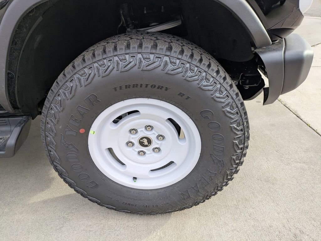 New 2026 Ford Bronco Heritage Edition image 10