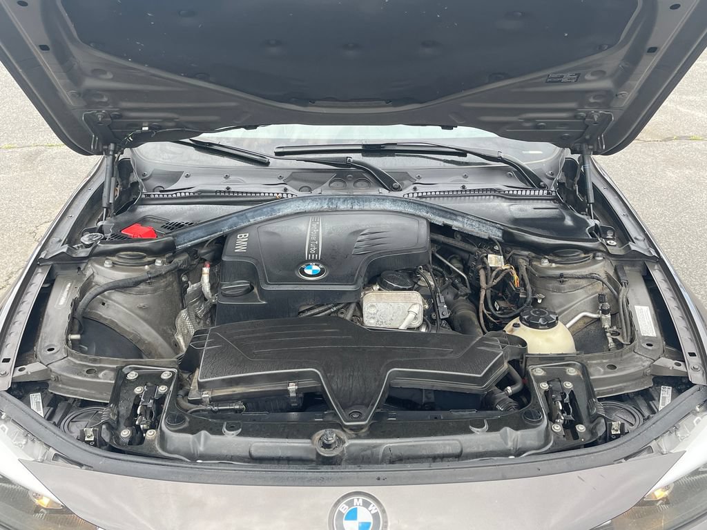 Used 2014 BMW 328i xDrive Sedan AWD/4WD image 11
