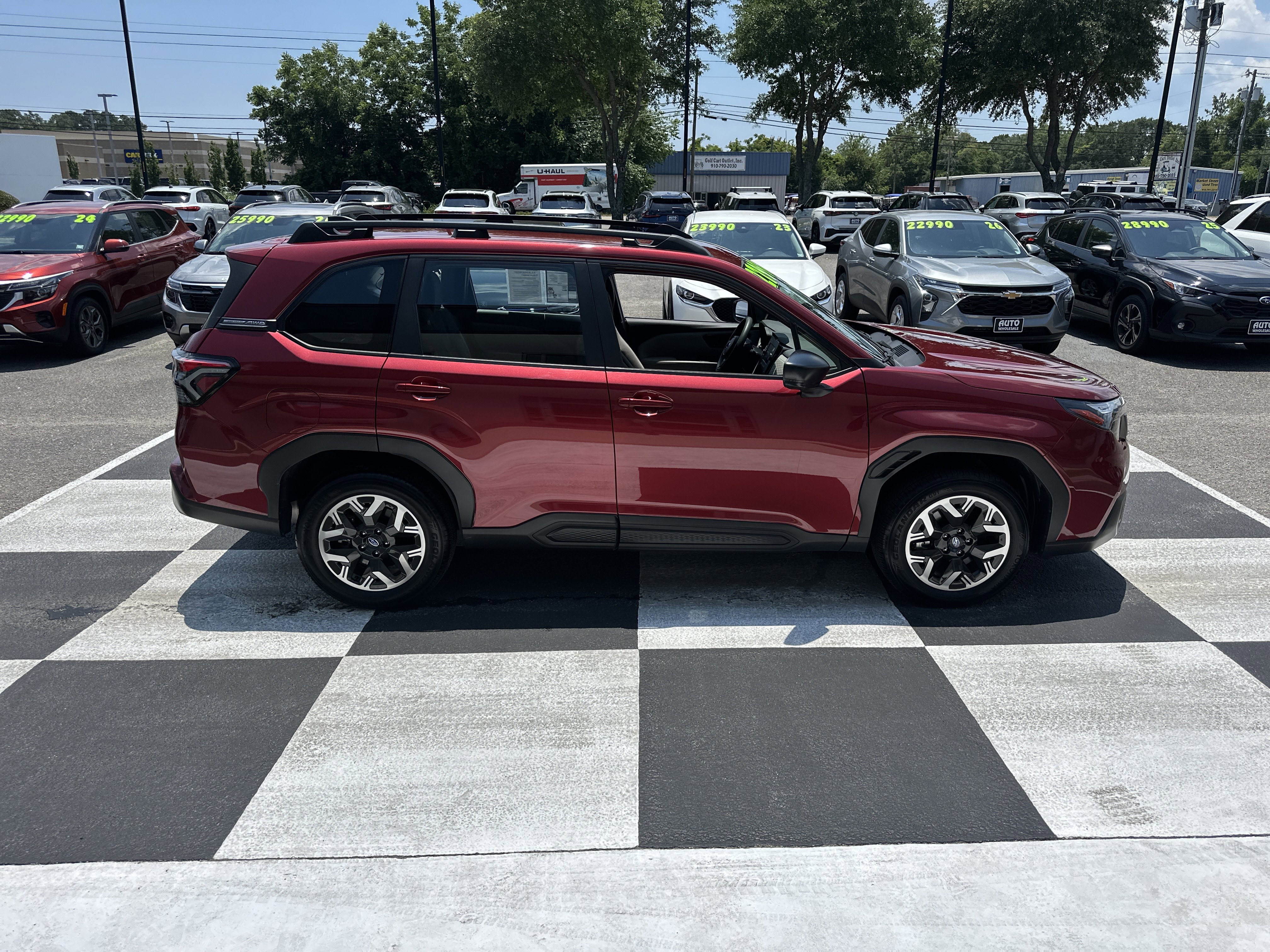 Used 2025 Subaru Forester AWD/4WD image 6