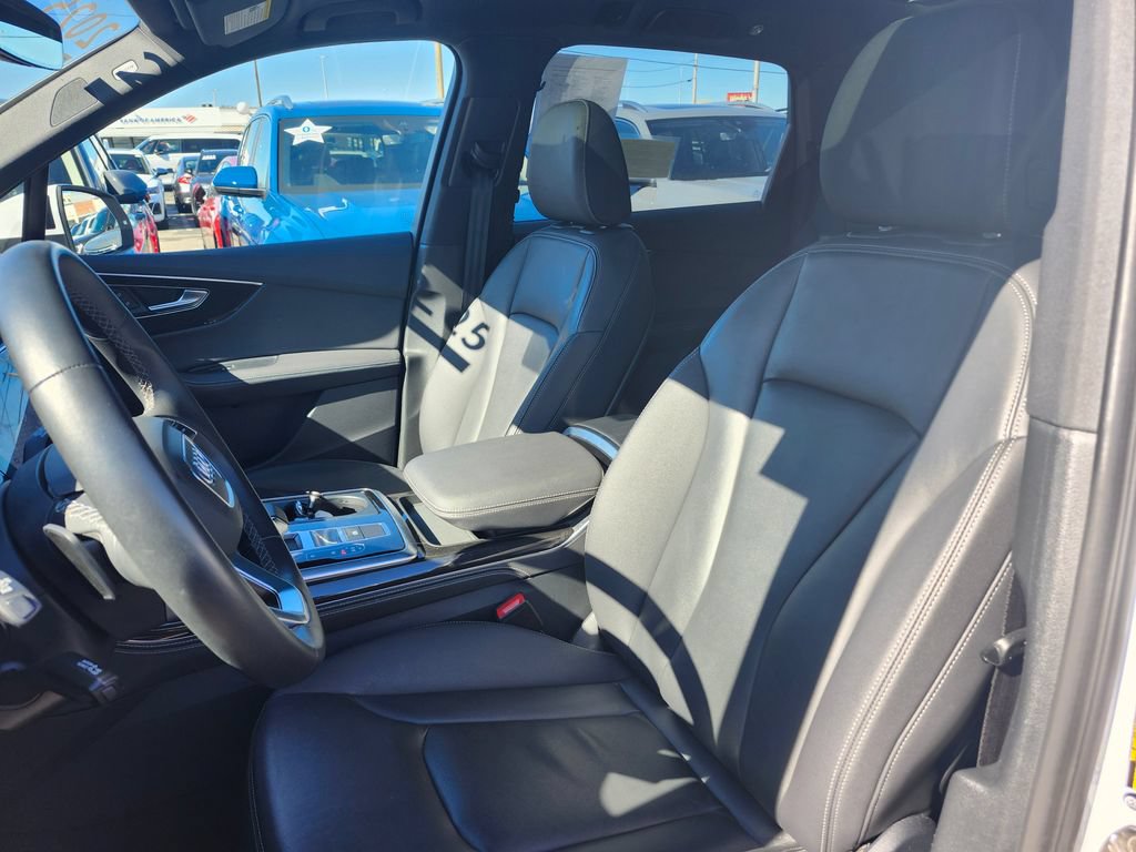 Certified 2025 Audi Q7 2.0T Premium AWD/4WD image 10