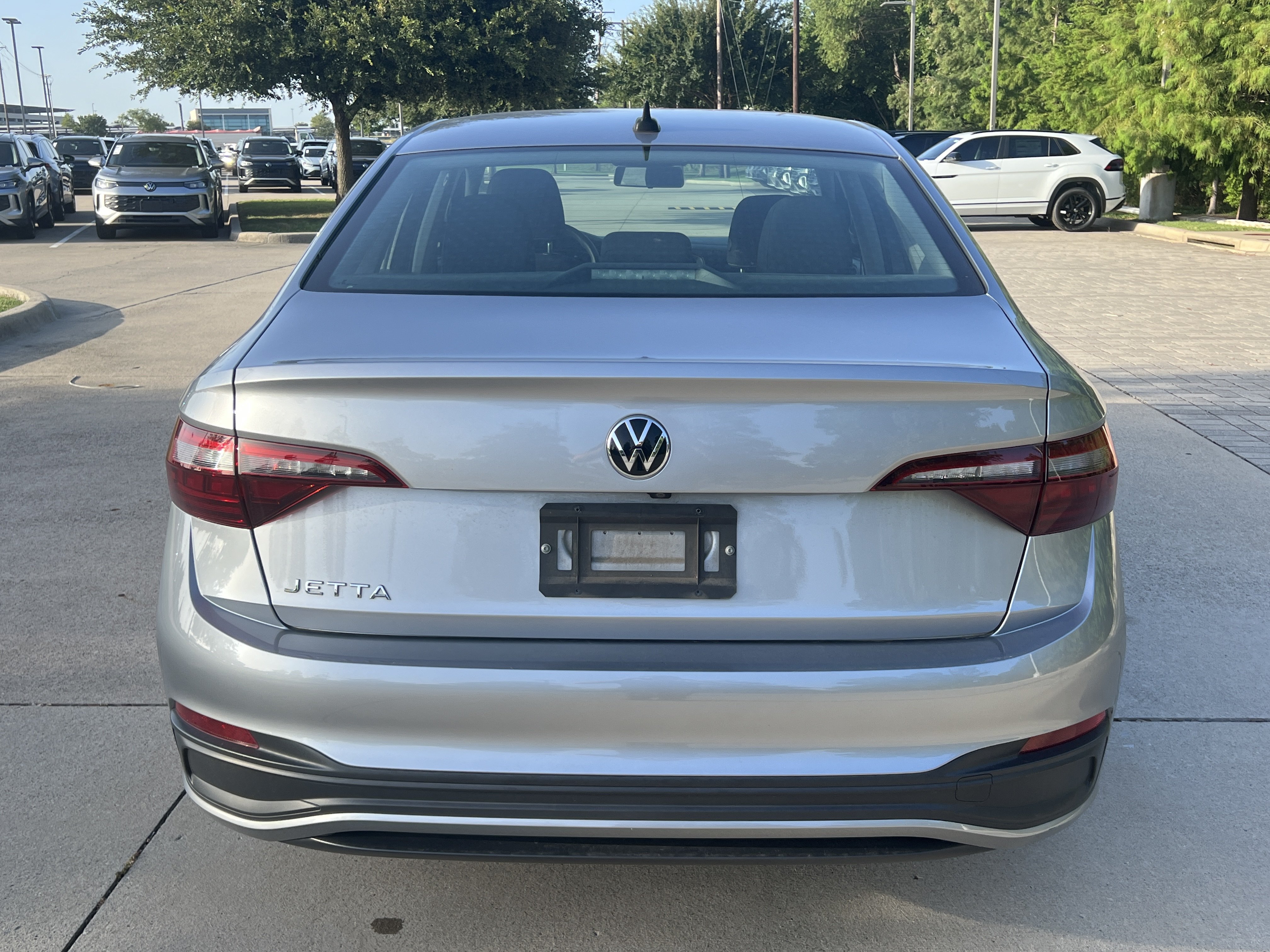 Used 2022 Volkswagen Jetta S FWD image 9