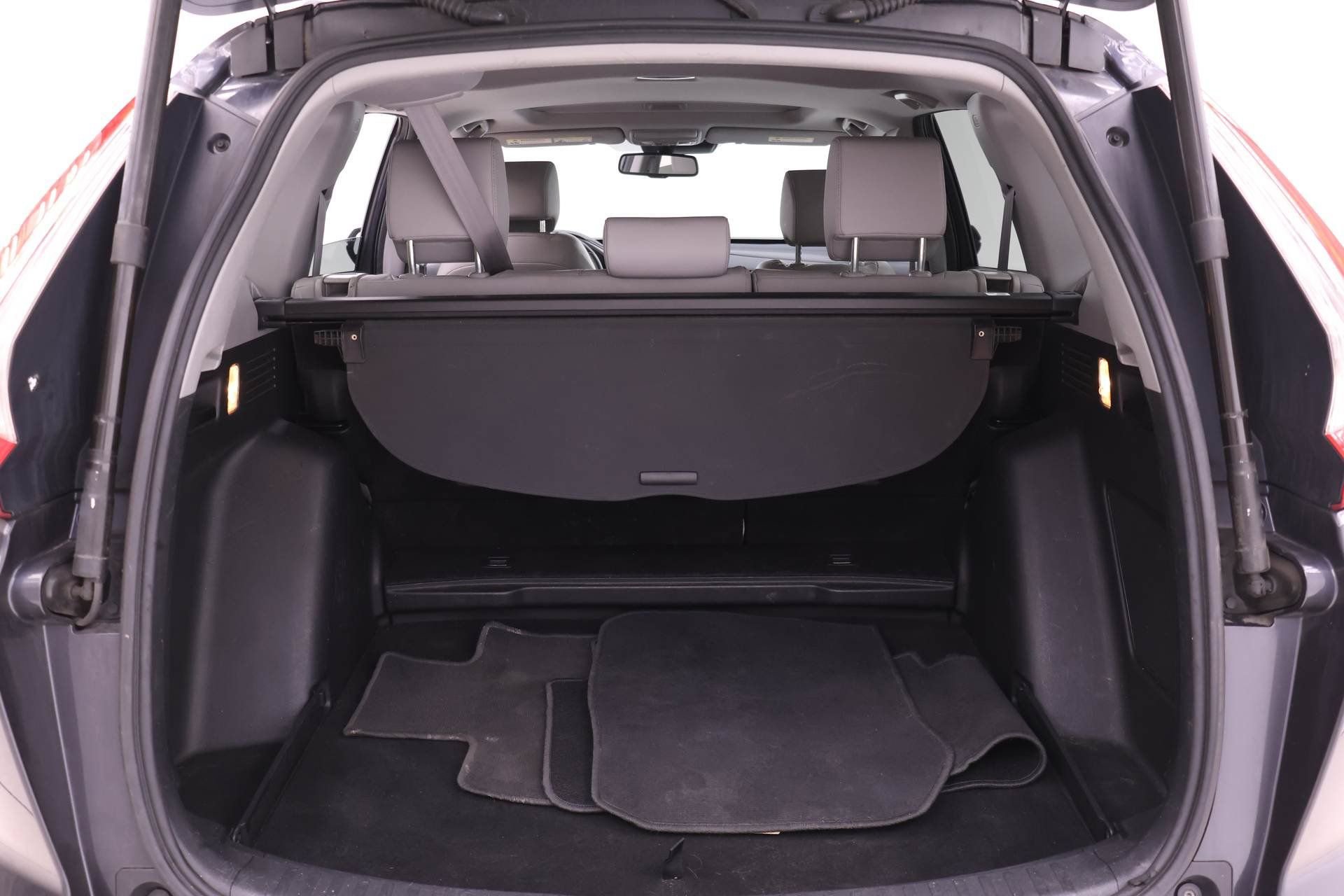 Used 2017 Honda CR-V Touring image 14