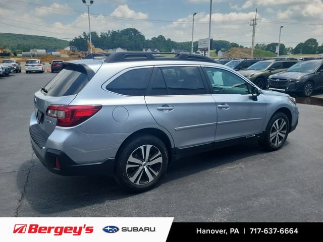Used 2018 Subaru Outback 2.5i Limited AWD/4WD image 4