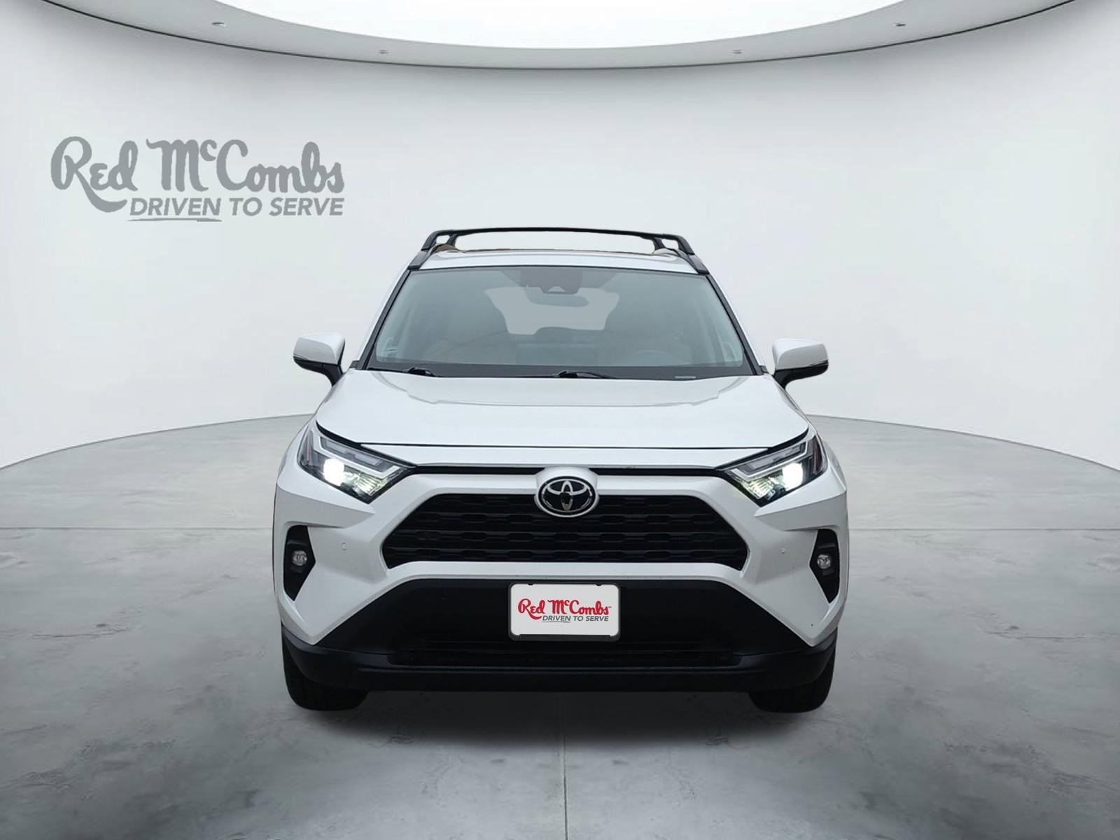 Used 2023 Toyota RAV4 XLE Premium image 8