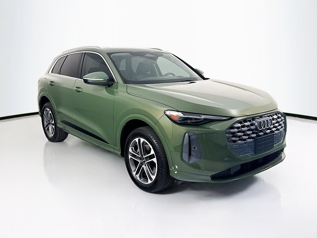 Certified 2025 Audi Q5 Premium w/ Premium Plus AWD/4WD image 3