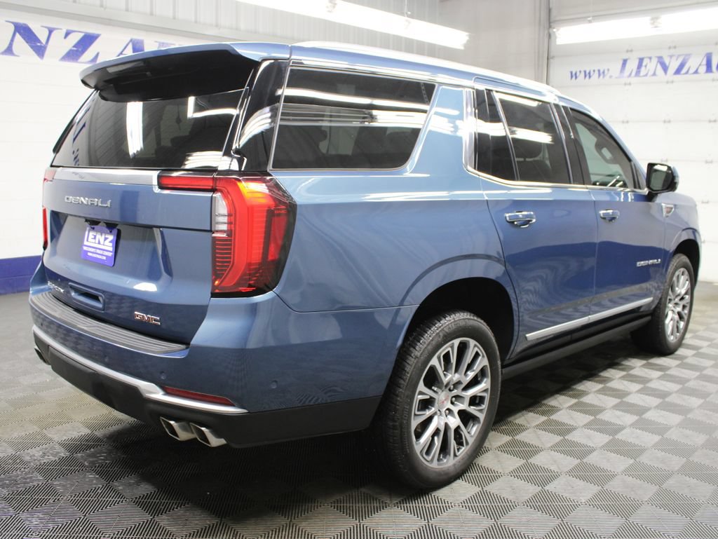 Used 2026 GMC Yukon Denali w/ Sun & Power Step Package AWD/4WD image 6