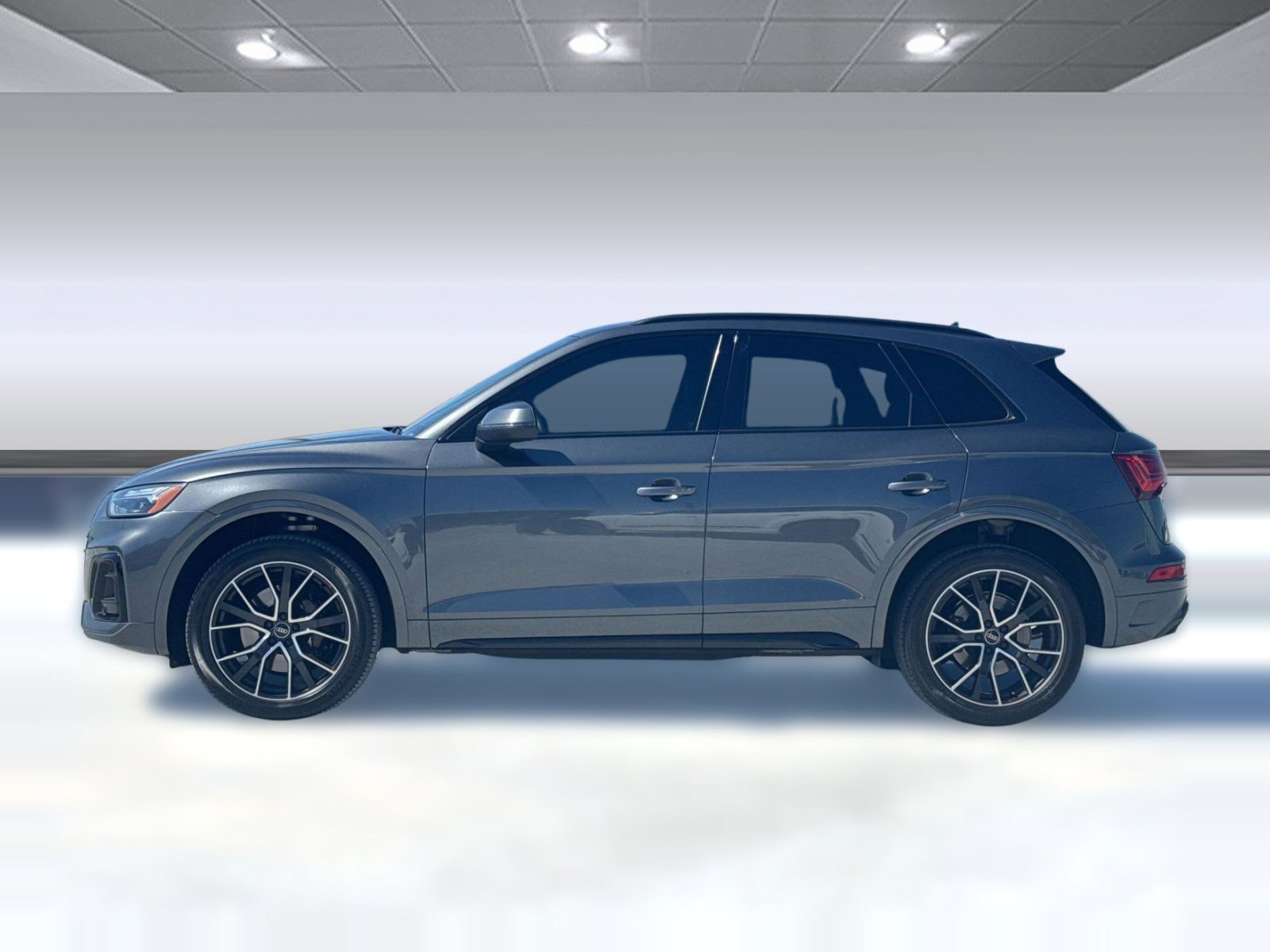 Certified 2023 Audi SQ5 Premium Plus w/ Premium Plus Package image 2