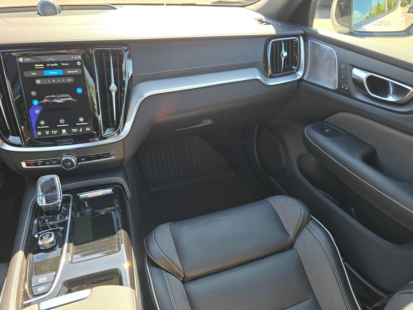Certified 2024 Volvo S60 T8 Ultimate w/ Climate Package AWD/4WD image 18