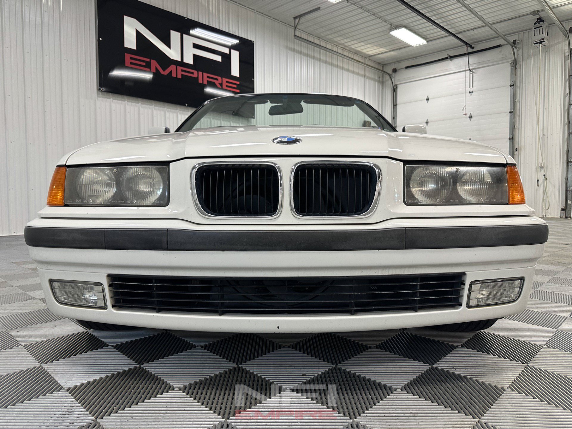 Used 1999 BMW 323i Convertible RWD image 23