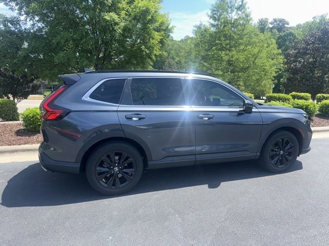 Used 2023 Honda CR-V Sport Touring image 2
