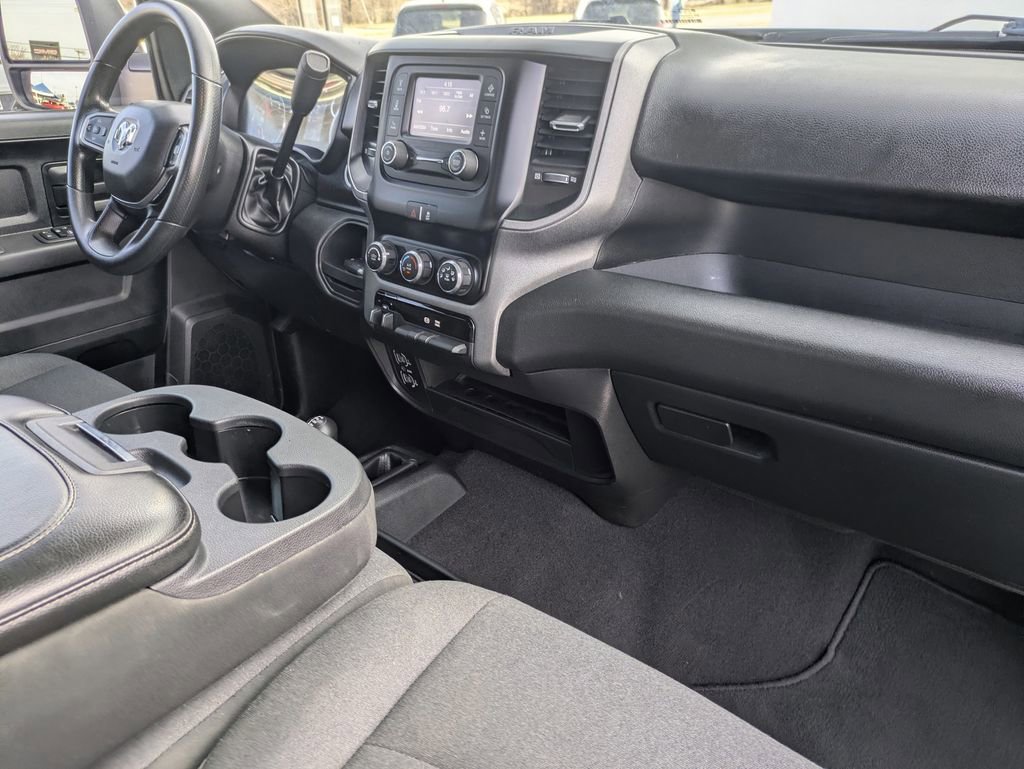 Used 2024 RAM 3500 Tradesman w/ Chrome Appearance Group image 30