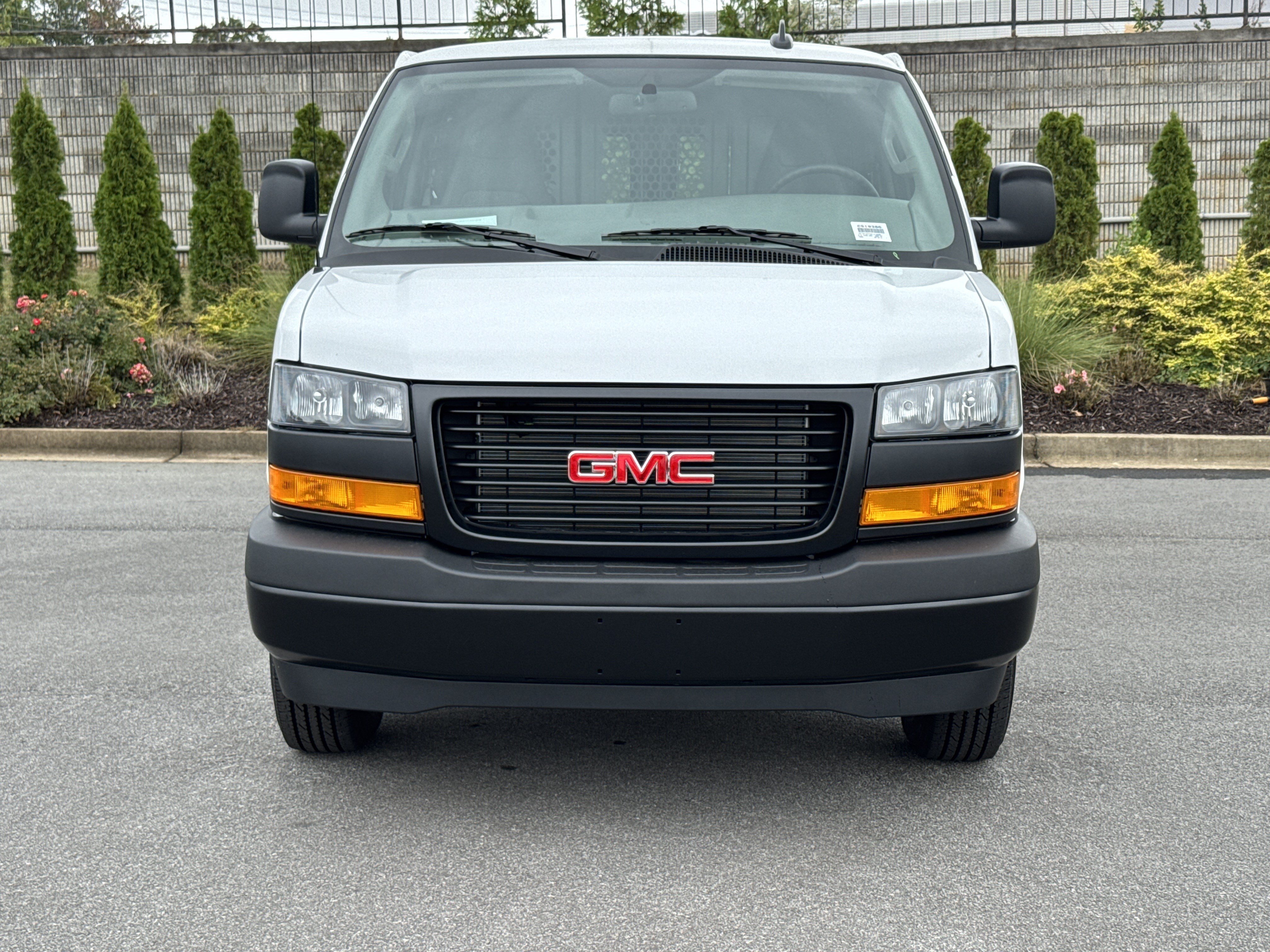 New 2025 GMC Savana 2500 w/ Driver Convenience Package RWD image 3