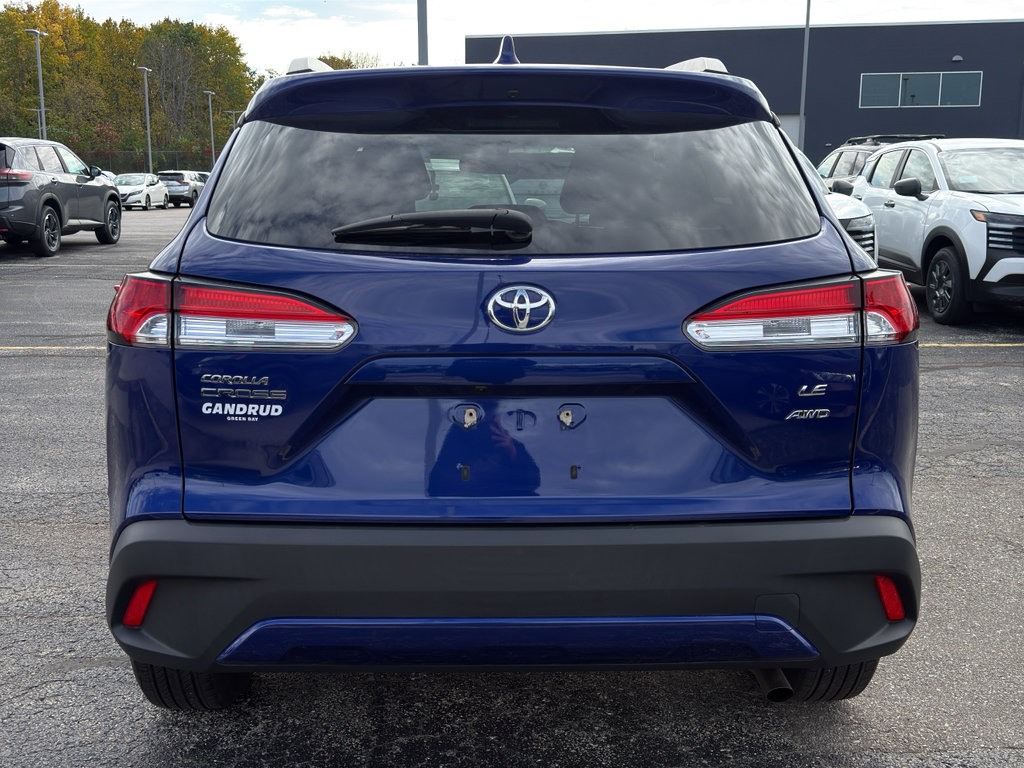 Used 2022 Toyota Corolla Cross LE image 7