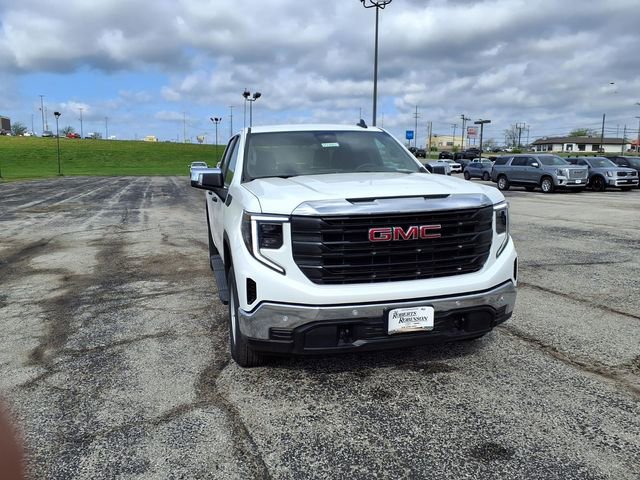 Used 2024 GMC Sierra 1500 Pro w/ Pro Value Package AWD/4WD image 4