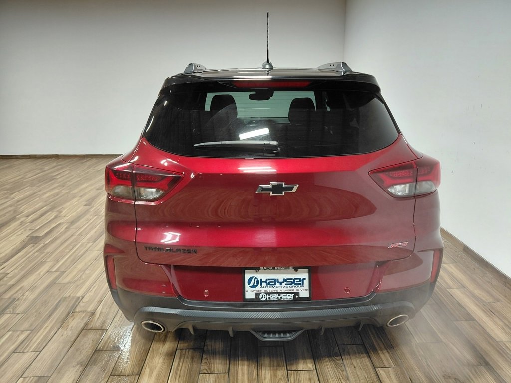 Used 2023 Chevrolet TrailBlazer RS w/ Sun and Liftgate Package image 29