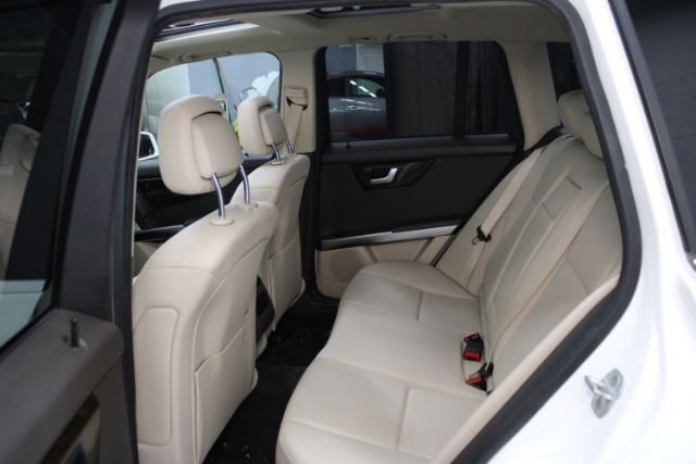 Used 2014 Mercedes-Benz GLK 350 4MATIC image 22
