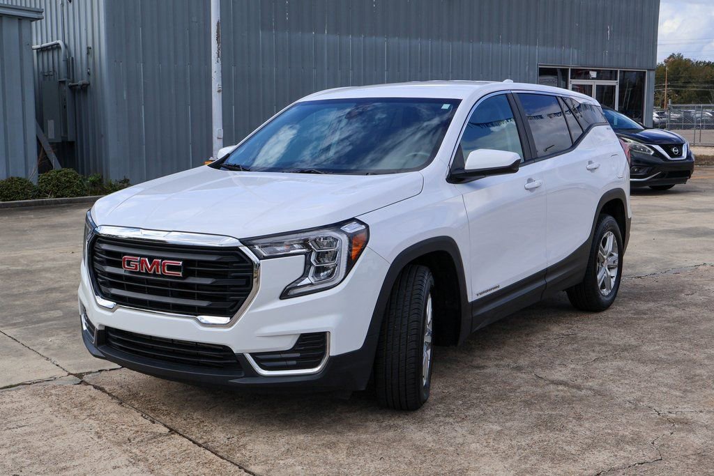 Used 2023 GMC Terrain SLE image 22