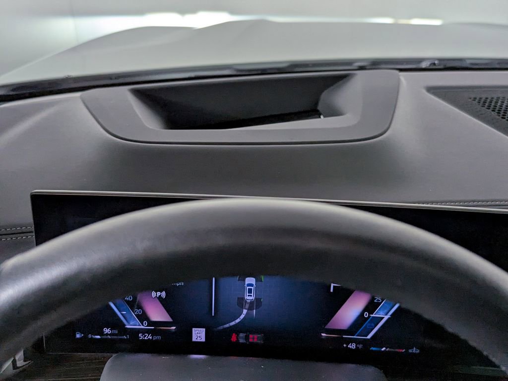 Certified 2023 BMW X7 xDrive40i image 28