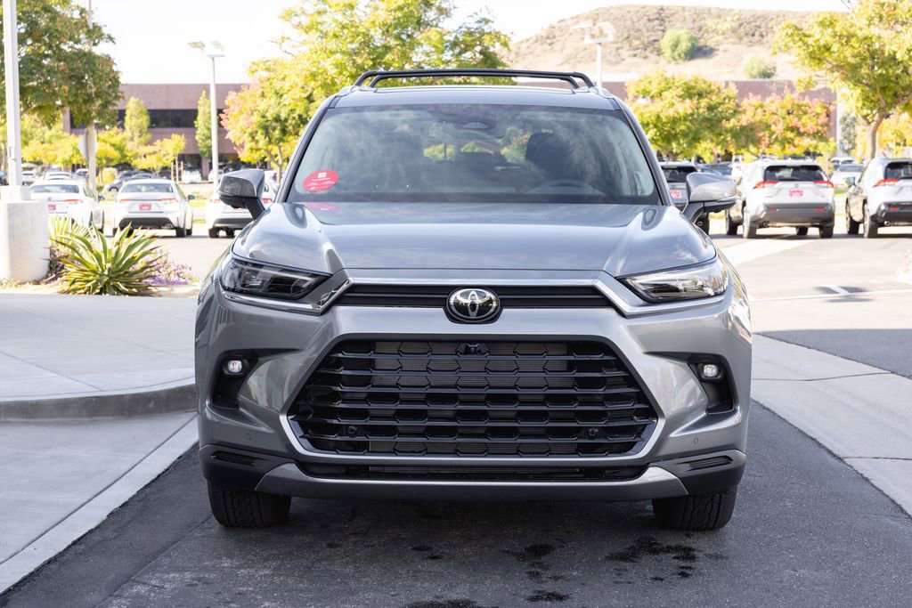 New 2026 Toyota Grand Highlander Limited image 2