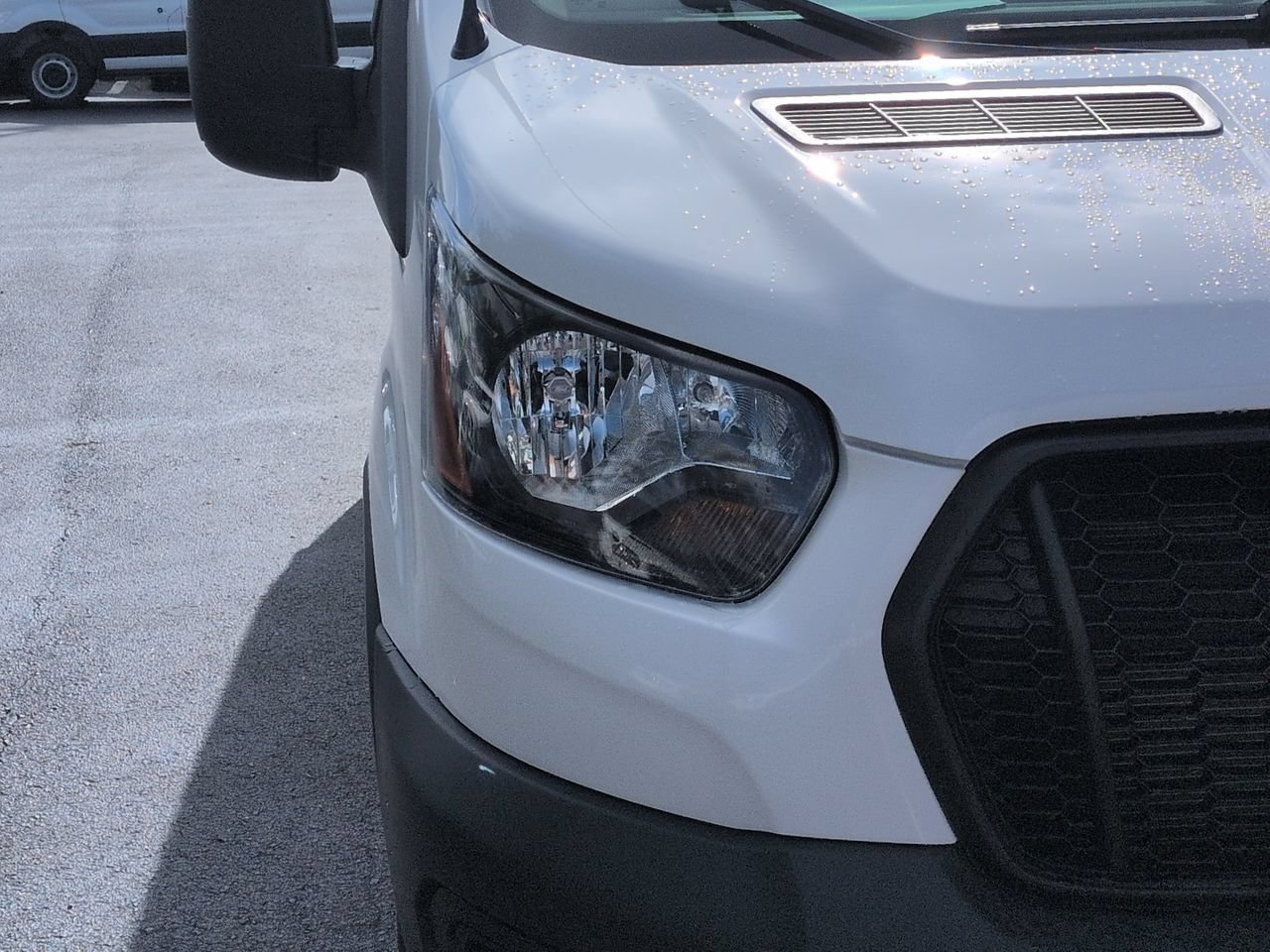 Used 2024 Ford Transit 150 Low Roof RWD image 10