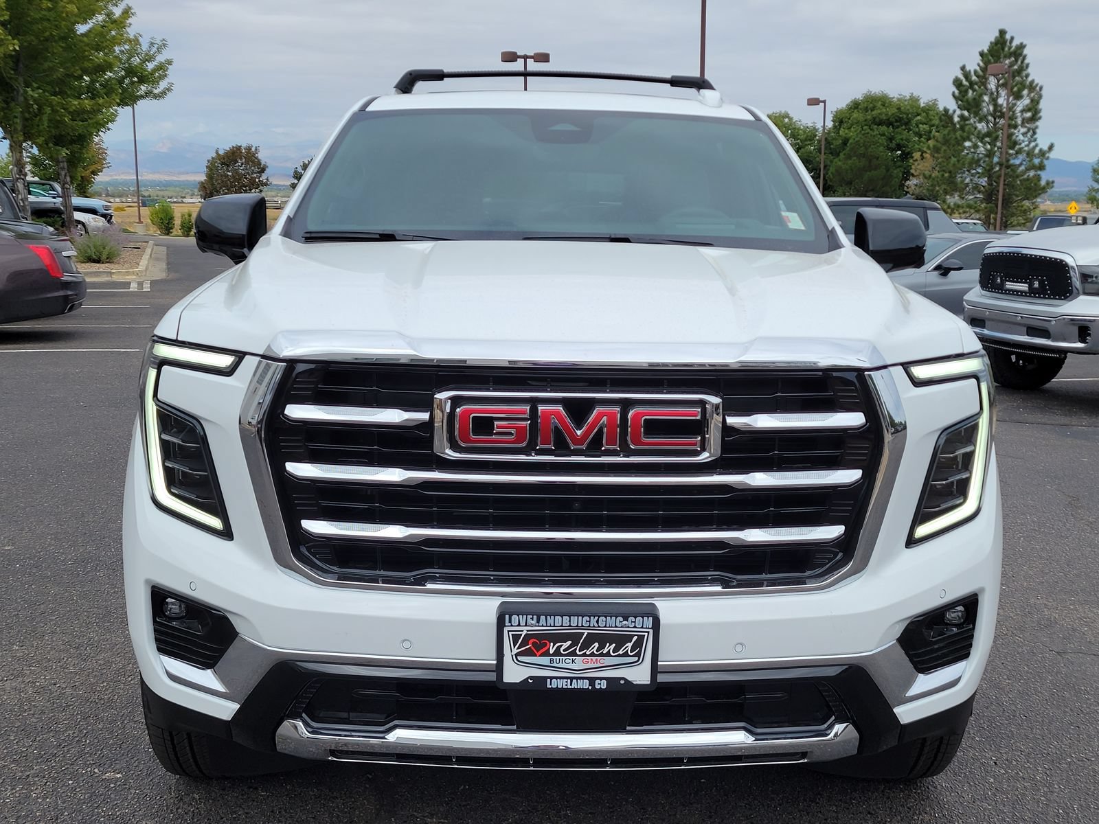 New 2026 GMC Yukon XL Elevation w/ Elevation Premium Package AWD/4WD image 8