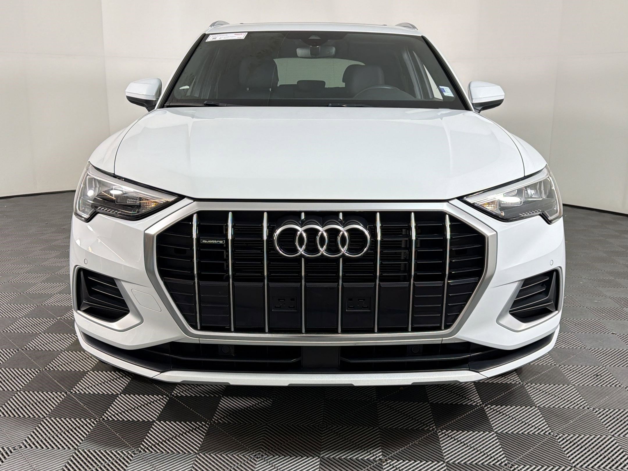 Certified 2022 Audi Q3 2.0T Premium w/ Convenience Package image 5