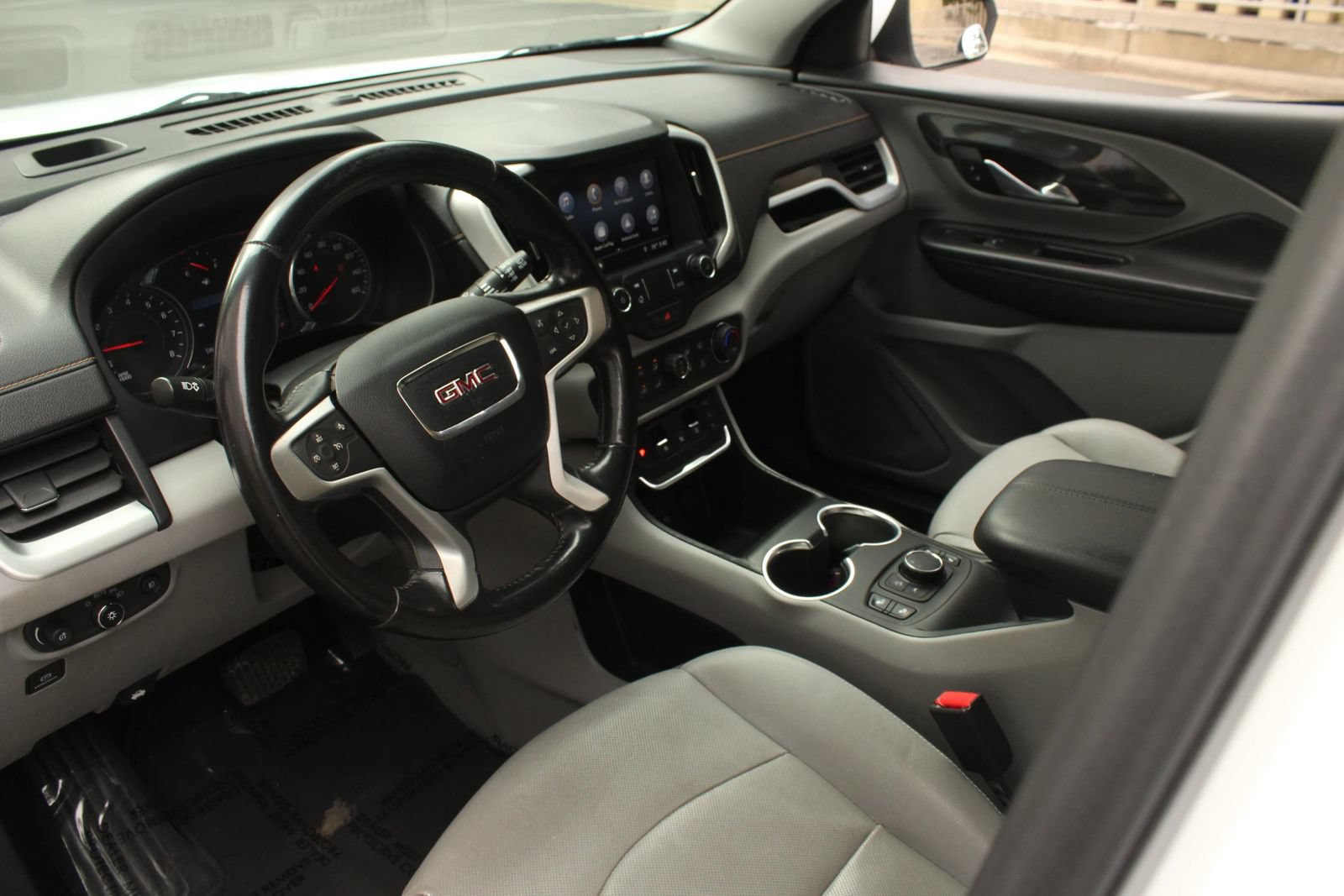 Used 2020 GMC Terrain SLT FWD image 13