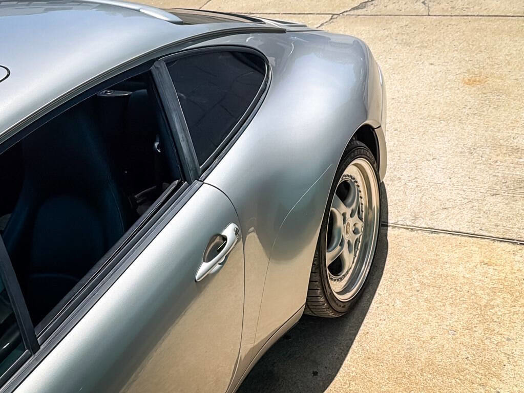 Used 1997 Porsche 911 Carrera RWD image 19