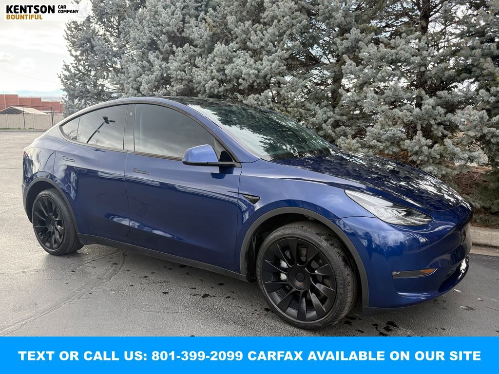 Used 2023 Tesla Model Y Long Range image 12