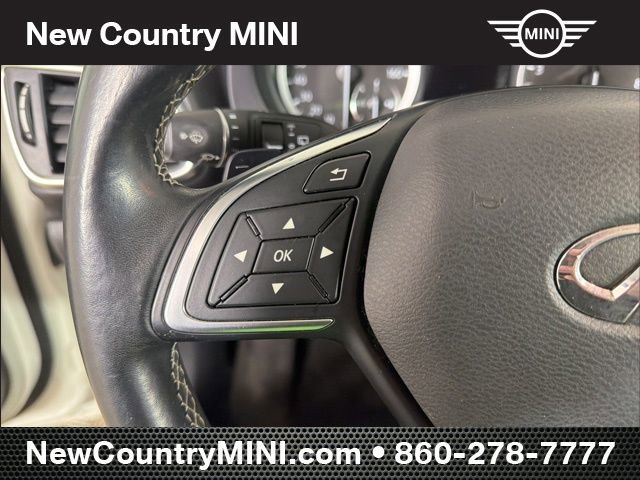 Used 2018 INFINITI QX30 Premium w/ Navigation Package image 20