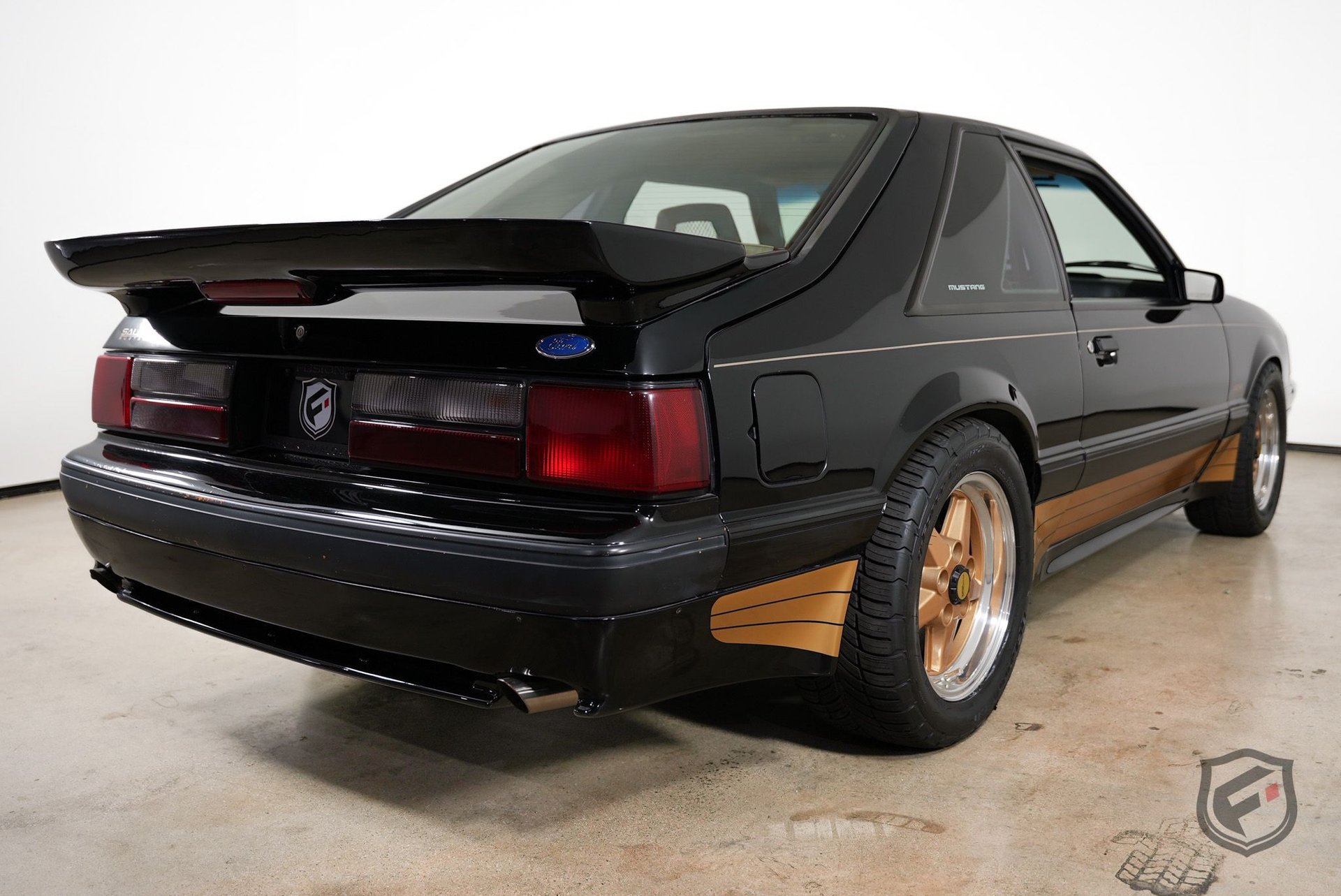 Used 1989 Ford Mustang LX RWD image 9