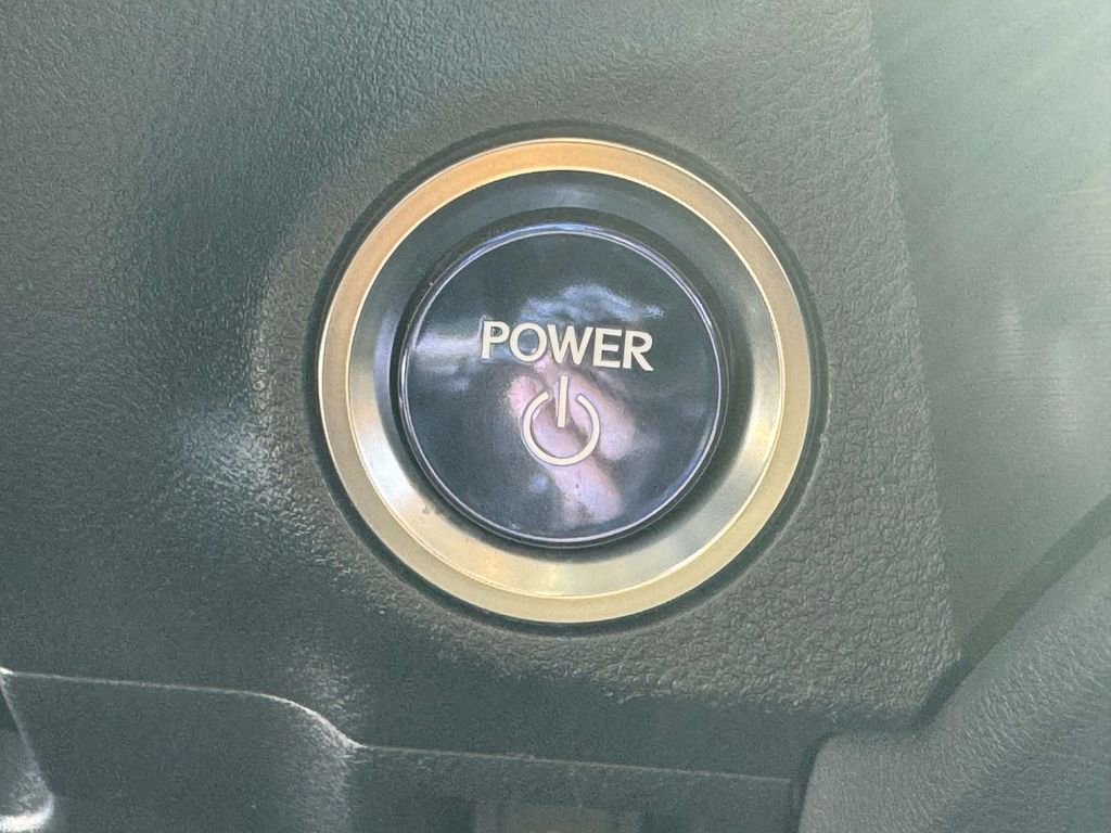 Used 2021 Lexus ES 300h w/ Premium Package image 23