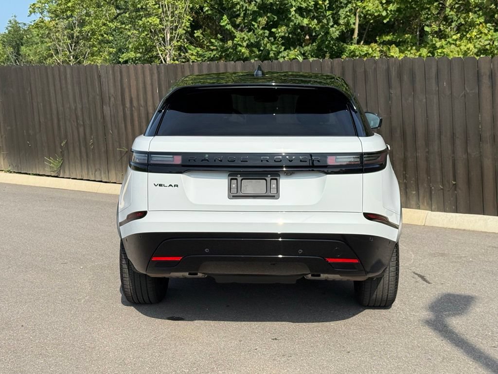 Certified 2026 Land Rover Range Rover Velar Dynamic SE AWD/4WD image 4