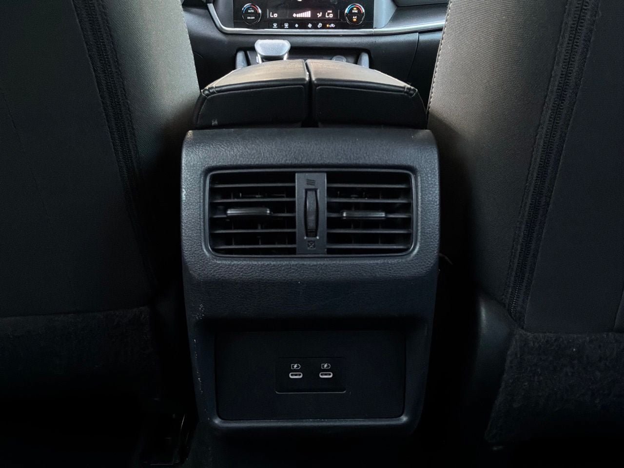 Used 2025 Nissan Rogue SV FWD image 13