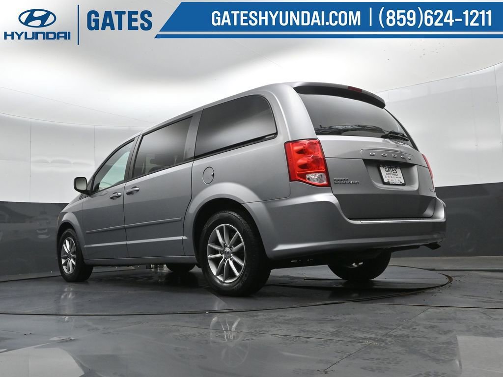 Used 2016 Dodge Grand Caravan SE FWD image 38
