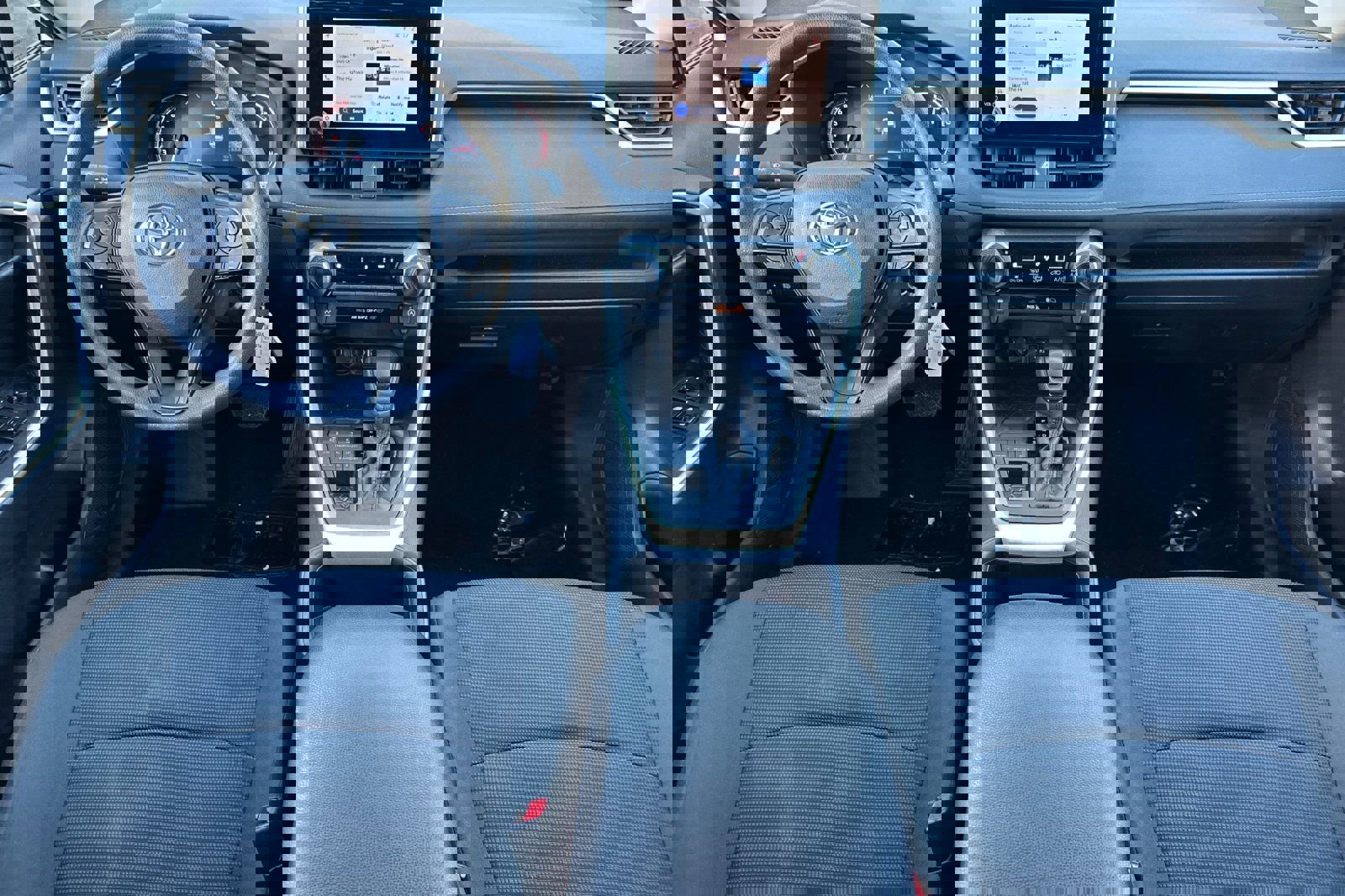 Used 2024 Toyota RAV4 LE image 15