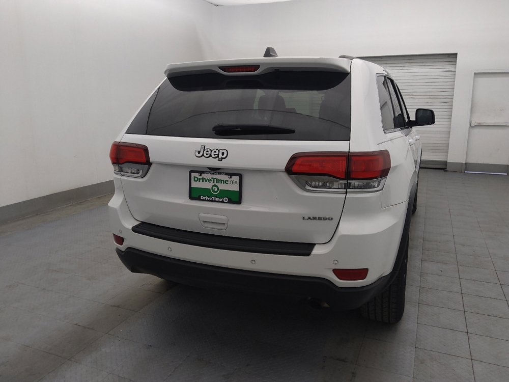 Used 2022 Jeep Grand Cherokee Laredo E RWD image 7