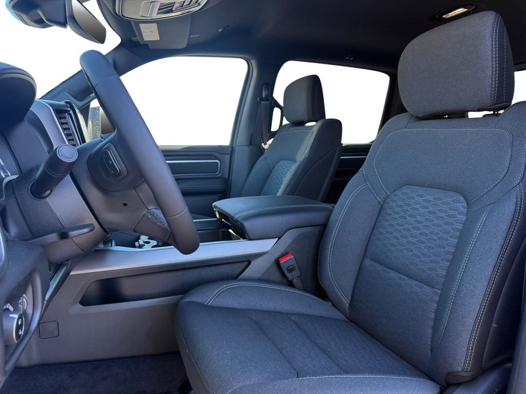 New 2026 RAM 1500 4x4 Crew Cab image 9