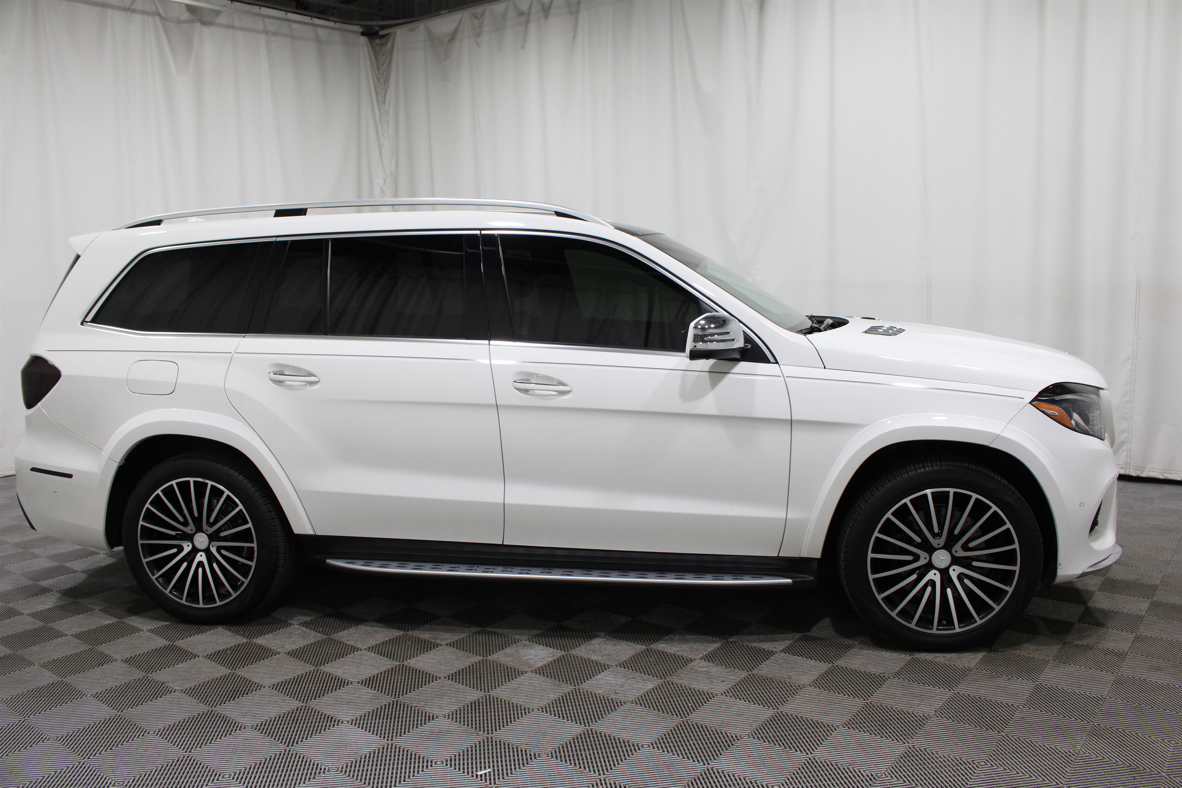 Used 2019 Mercedes-Benz GLS 550 GLS 550 image 30