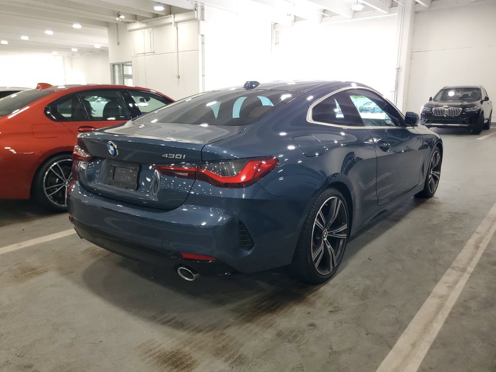 Certified 2024 BMW 430i Coupe w/ Convenience Package RWD image 3