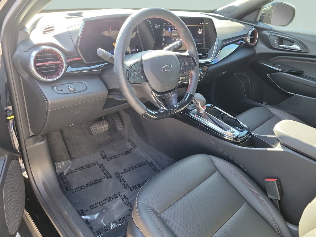 Used 2024 Chevrolet Trax RS w/ Driver Confidence Package image 22