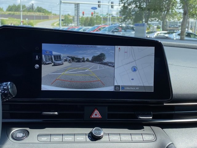 New 2025 Hyundai Elantra SEL image 21