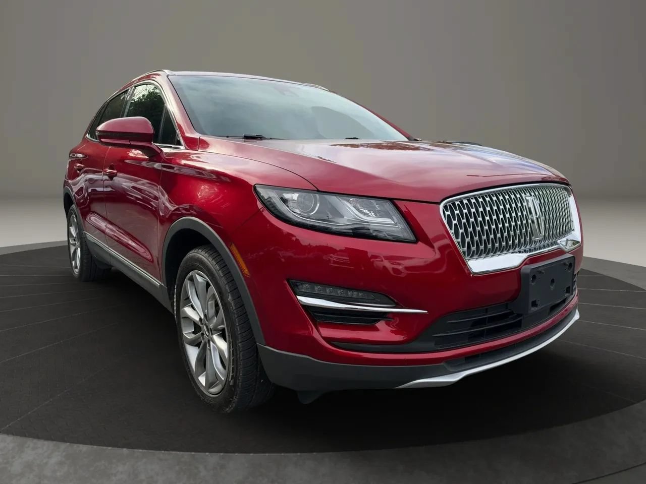 Used 2019 Lincoln MKC Select w/ Select Plus Package AWD/4WD image 7