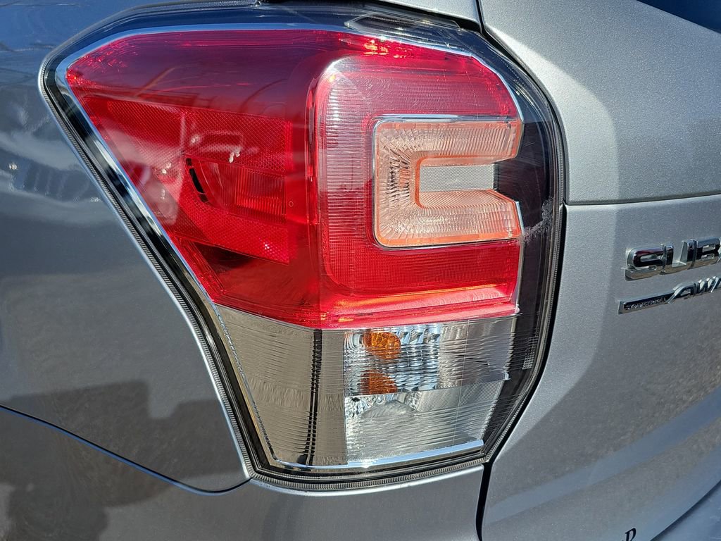 Used 2017 Subaru Forester 2.5i Premium image 34